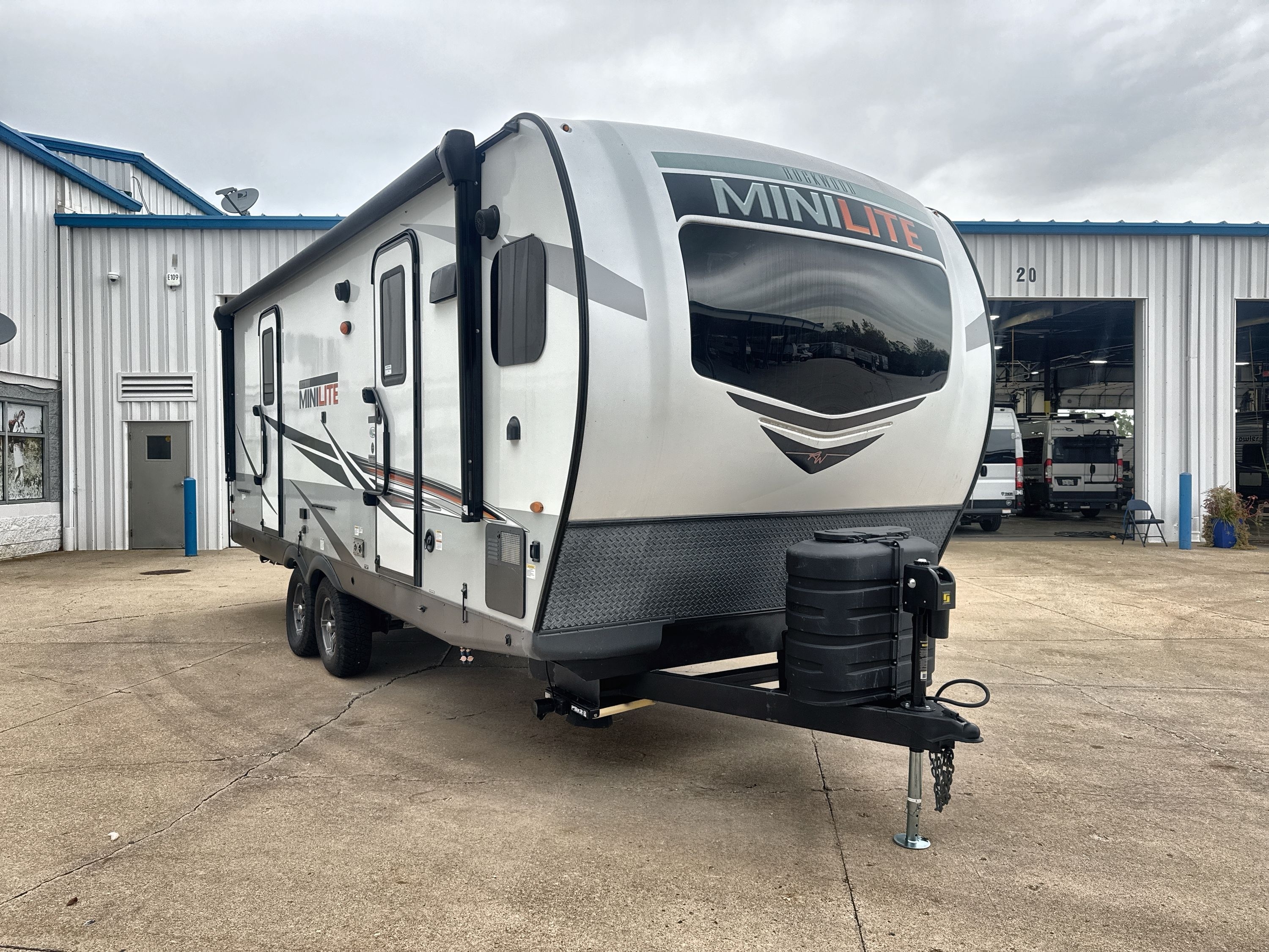 2022 Forest River ROCKWOOD MINI LITE 2516S in wauconda IL