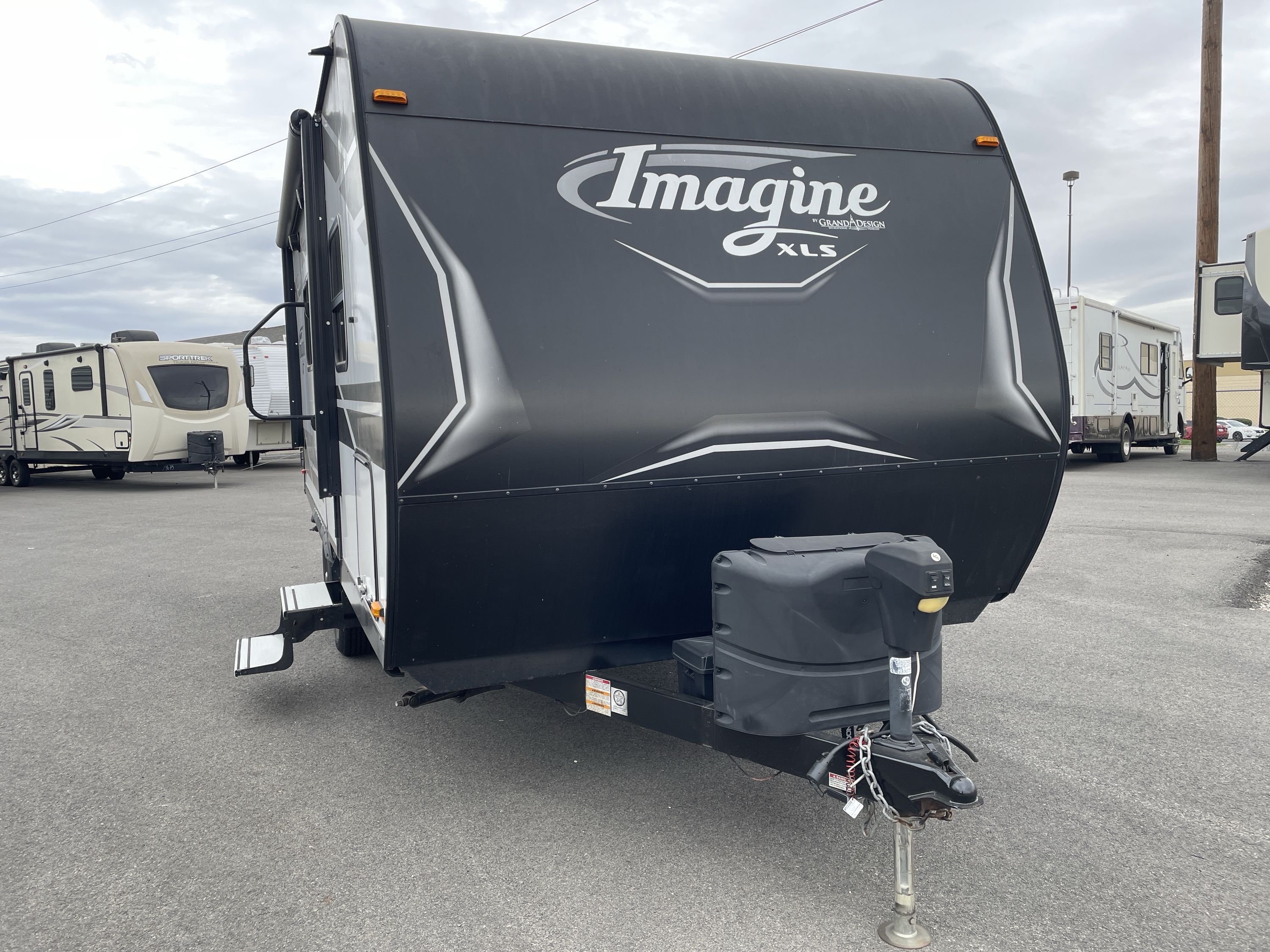 2019 Grand Design IMAGINE 18RBE RV