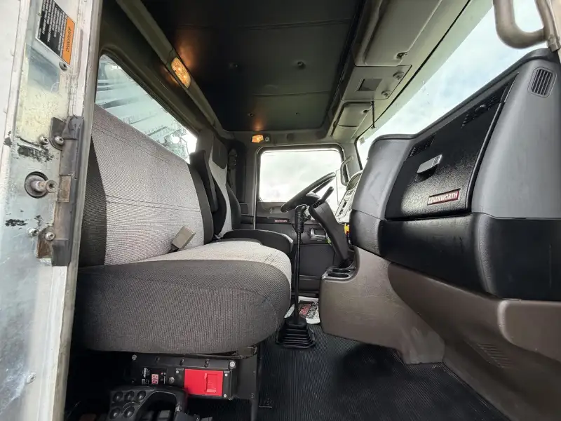 2015 KENWORTH T800