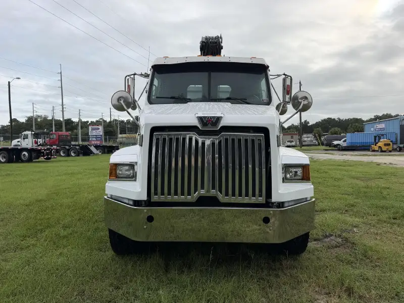 2018 WESTERN STAR 4700