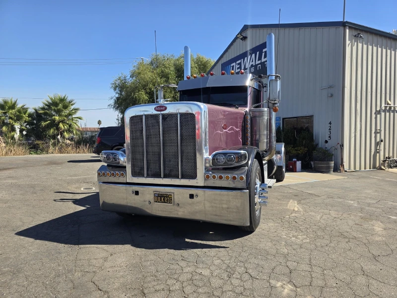 2014 PETERBILT 389