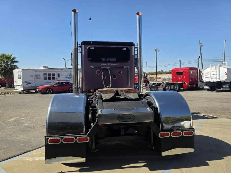 2014 PETERBILT 389