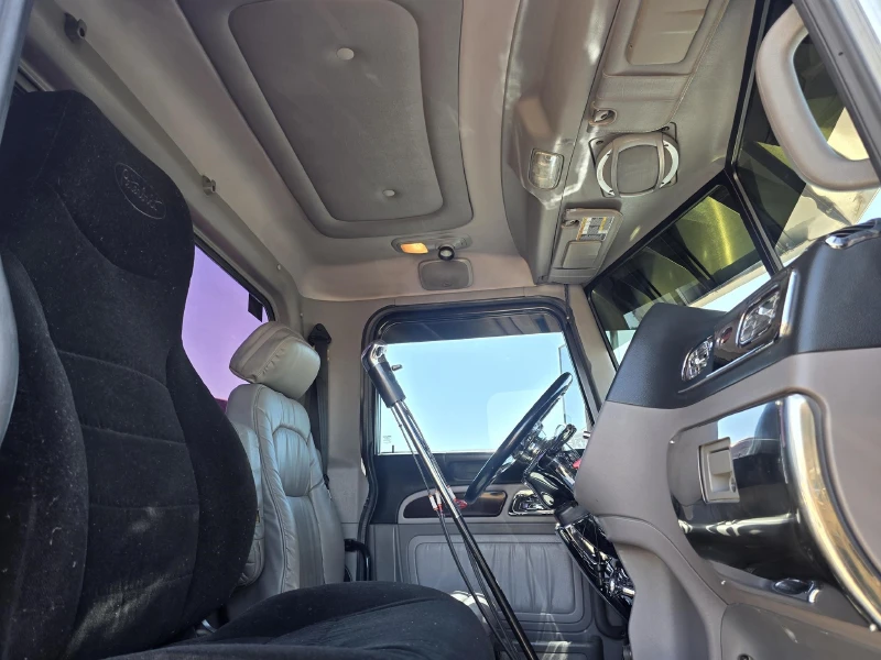 2014 PETERBILT 389