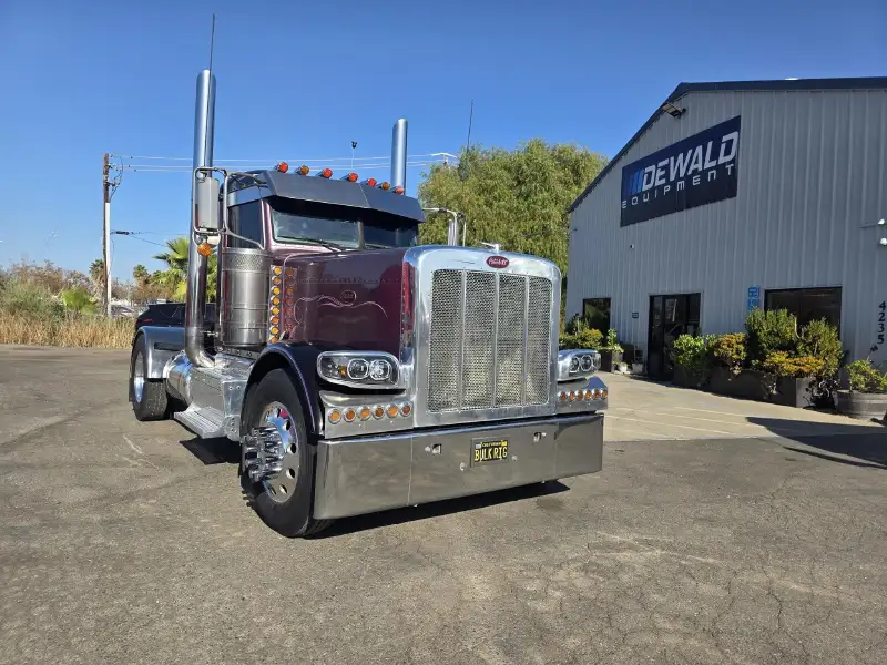 2014 PETERBILT 389