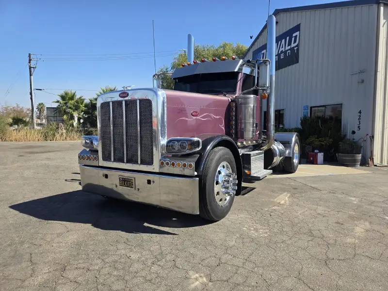 2014 PETERBILT 389