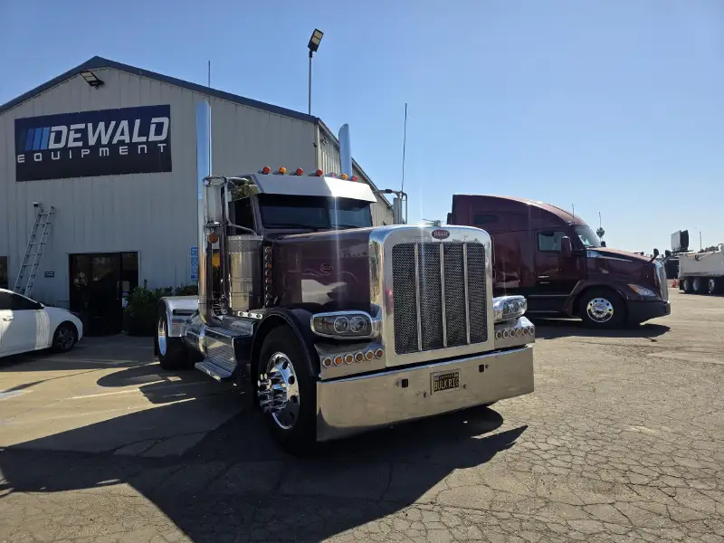2014 PETERBILT 389