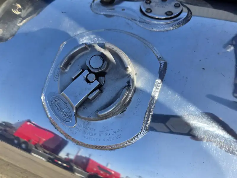 2014 PETERBILT 389