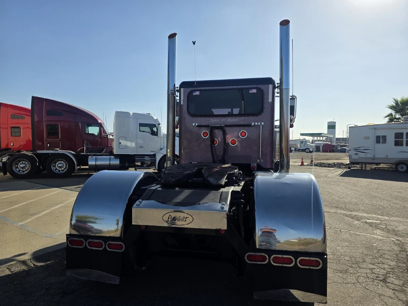2014 PETERBILT 389