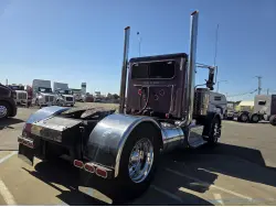 2014 PETERBILT 389