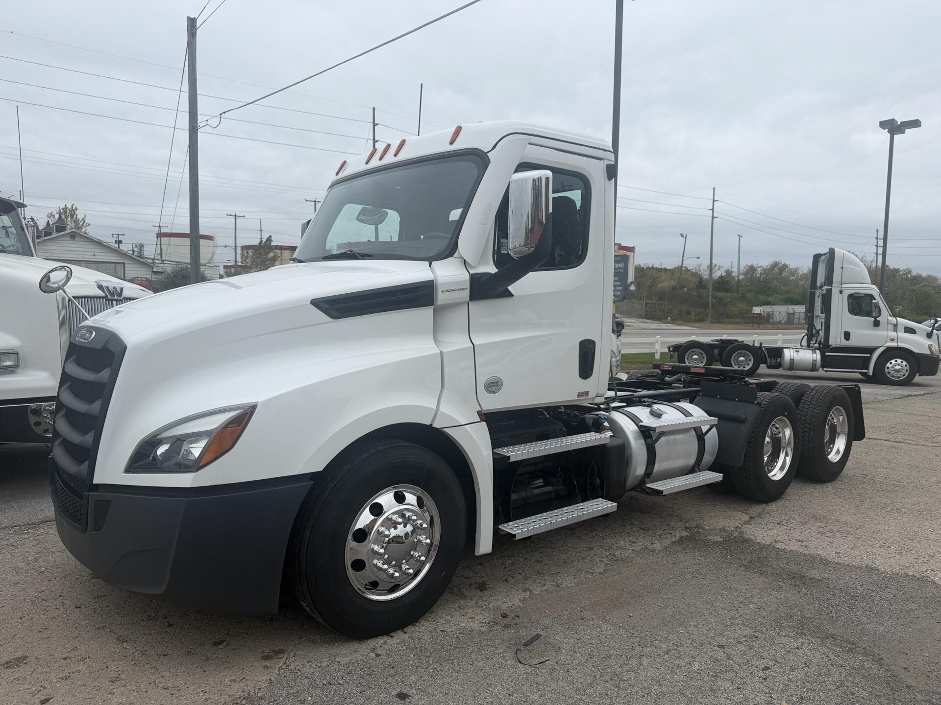 2023 FREIGHTLINER CASCADIA 126 in Fort Wayne, IN