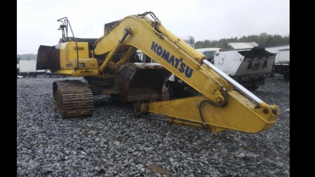 2013 KOMATSU PC210 LC-10 in Jackson, TN