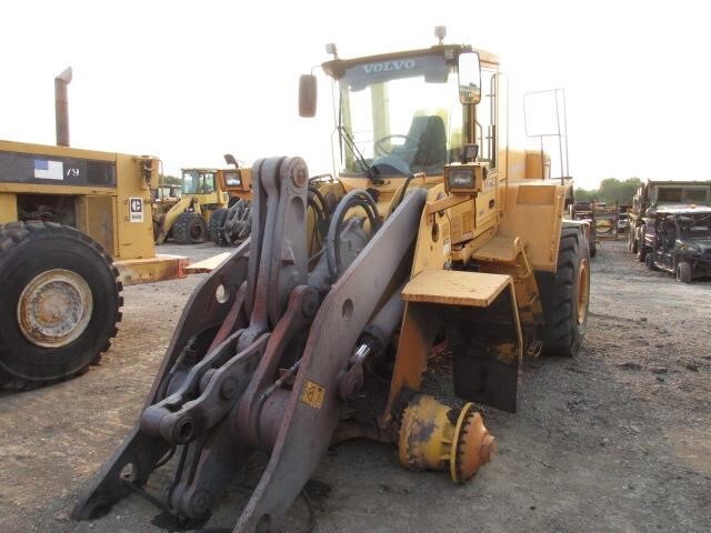 2005 VOLVO L150E in Holland, MI