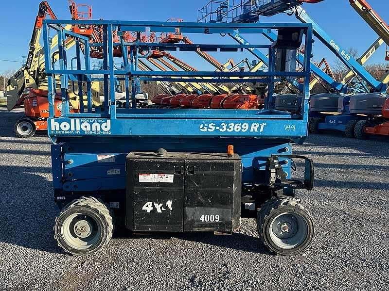 2014 GENIE GS3369RT in East Bethany, NY