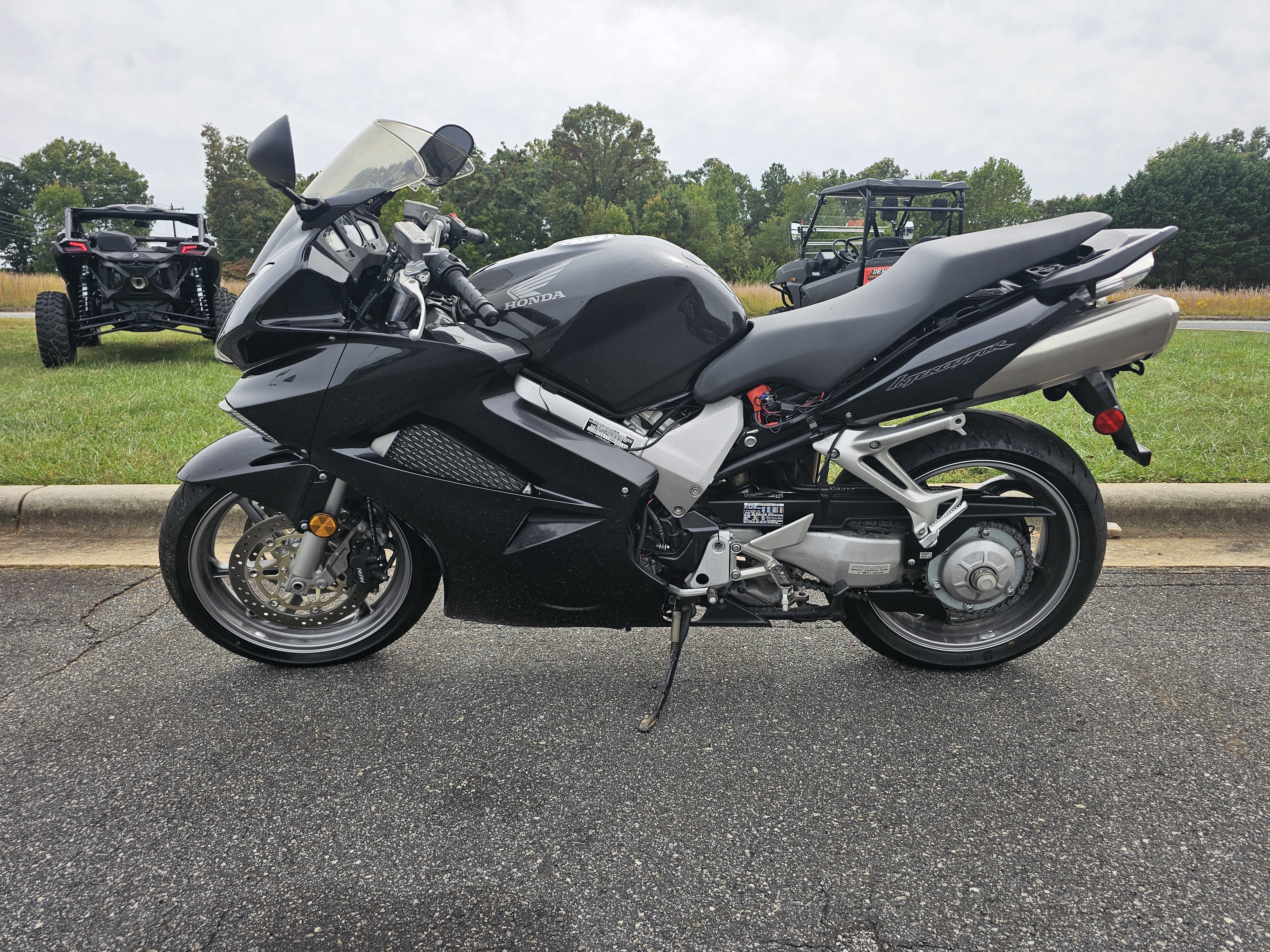 2006 Honda Interceptor® 800 ABS VFR800 in Taylorsville, NC