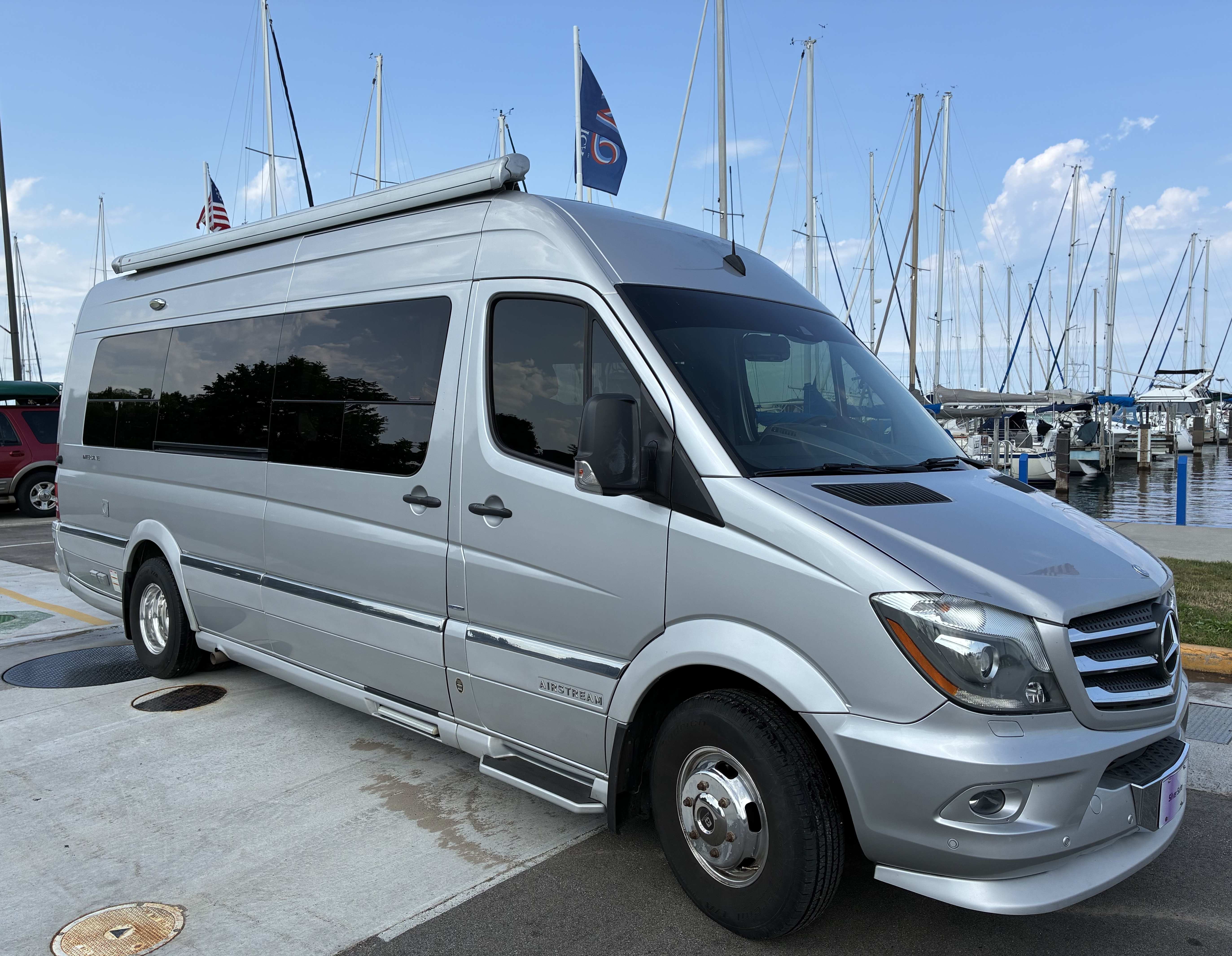 2015 Airstream INTERSTATE 3500 LOUNGE EXT in menominee MI