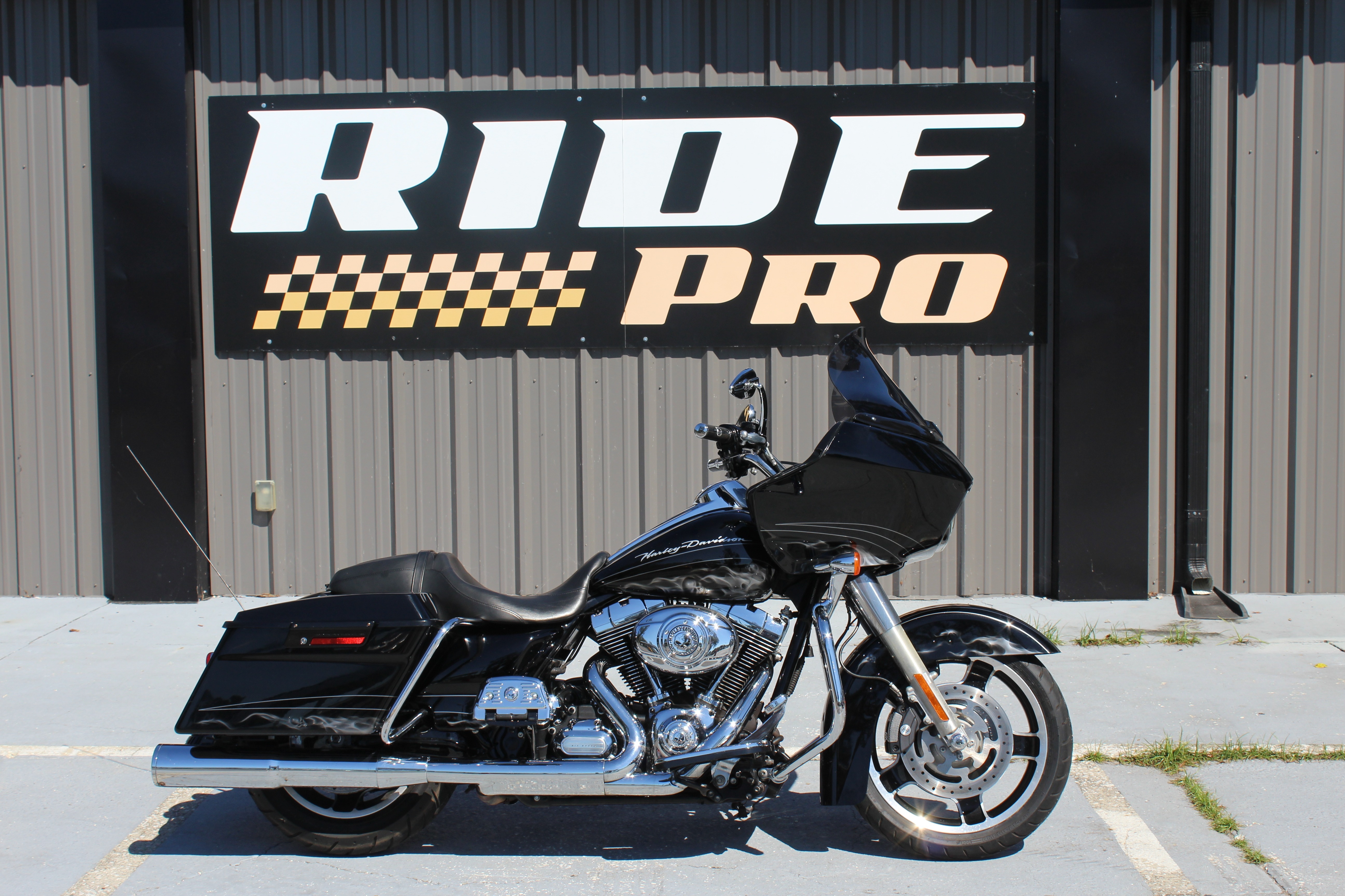 2013 Harley-Davidson Road Glide® Custom in brooksville FL
