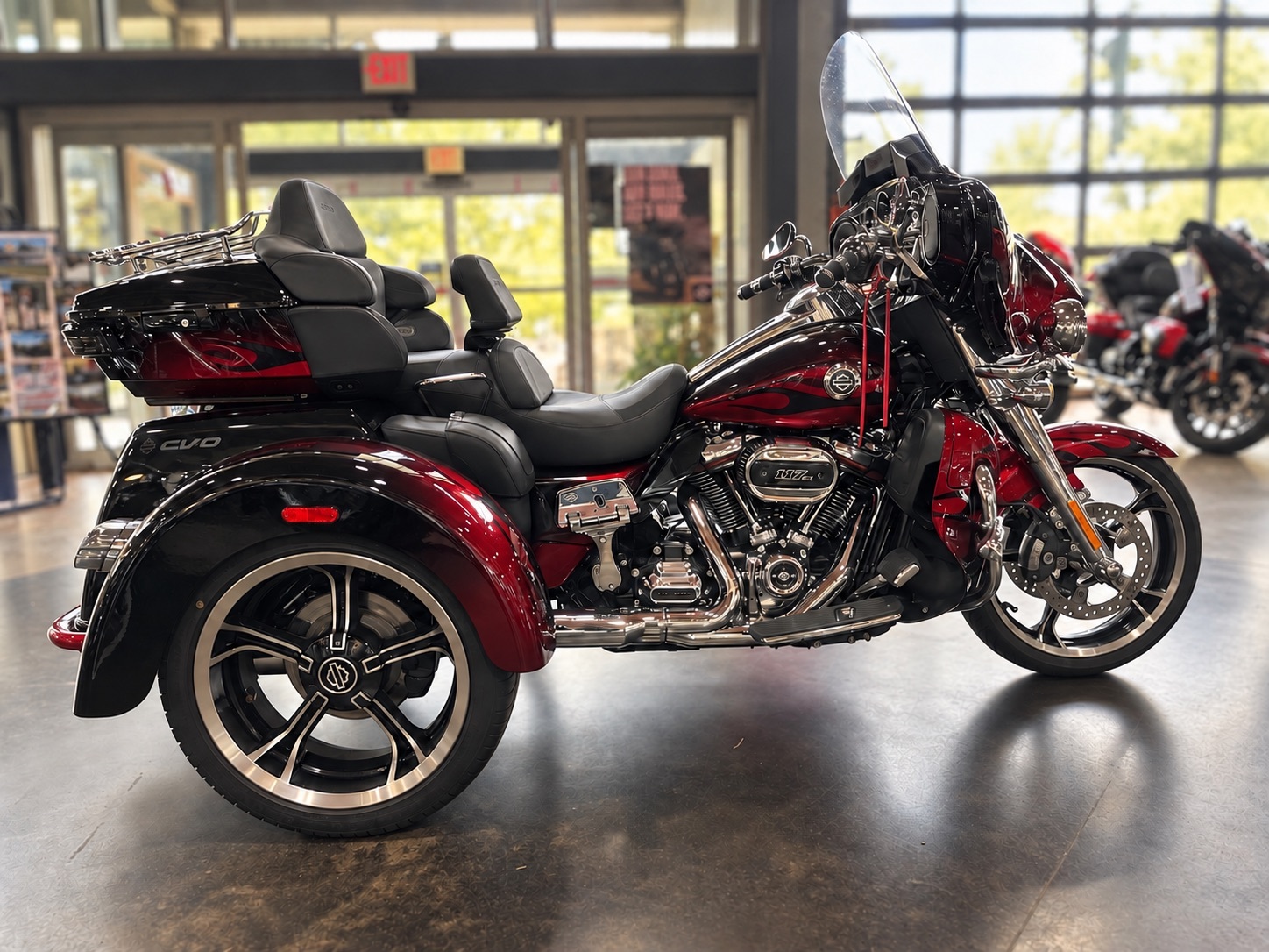2022 Harley-Davidson CVO™ Tri Glide® CVO in Smyrna, DE