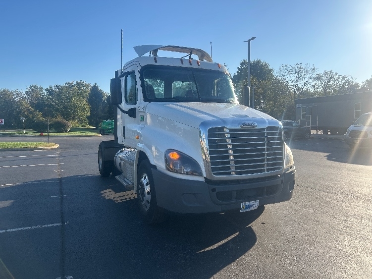 2019 FREIGHTLINER CASCADIA 125 in Swedesboro, NJ