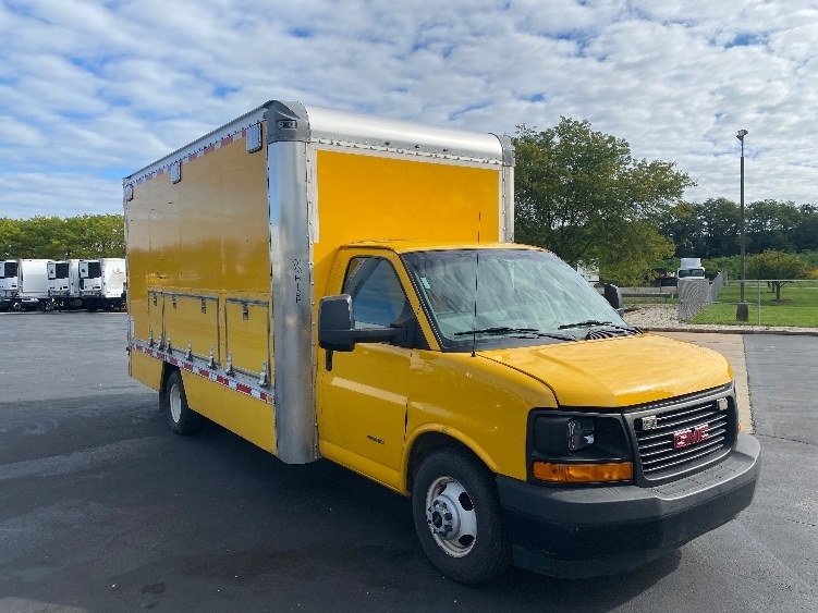 2017 GMC SAVANA in York, PA