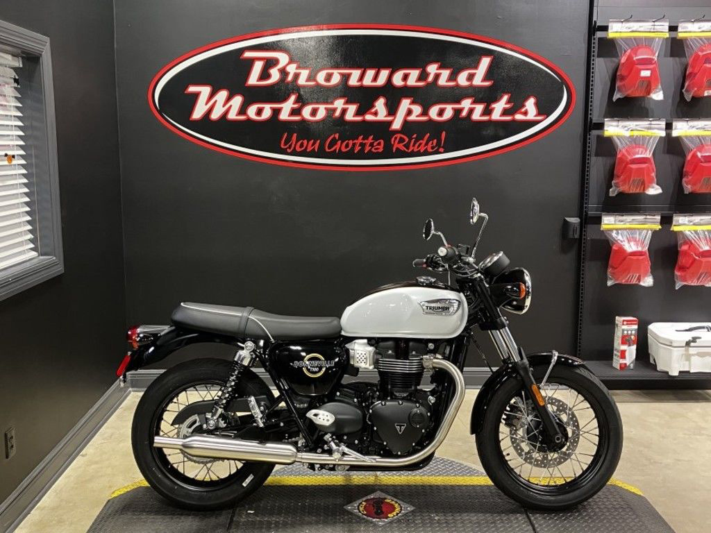 2027 Triumph BONNEVILLE T120 BASE in Port Richey, FL
