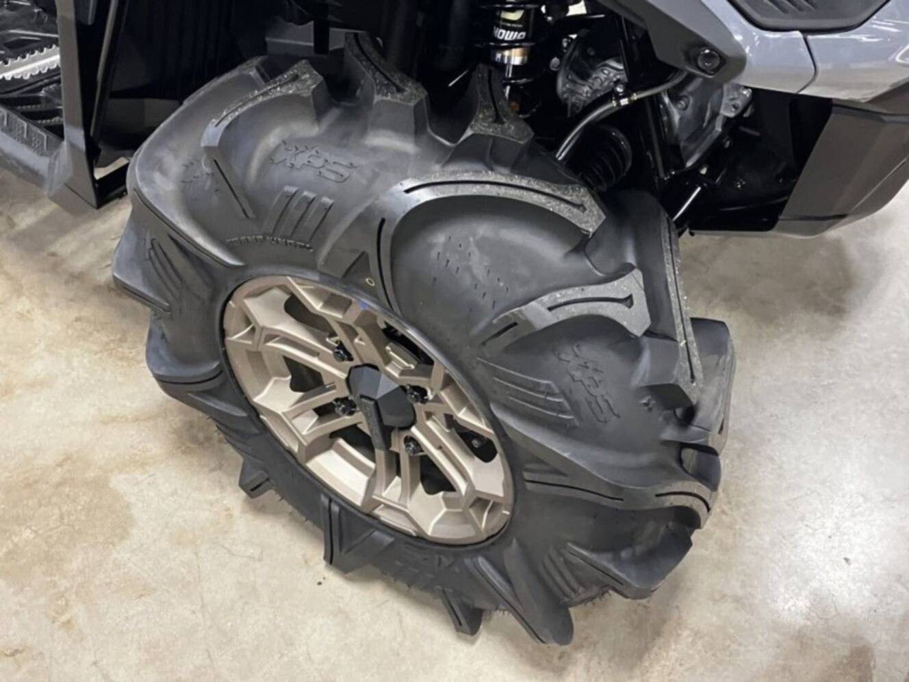 A photo of this 2026 Can-Am Outlander X Mr 850