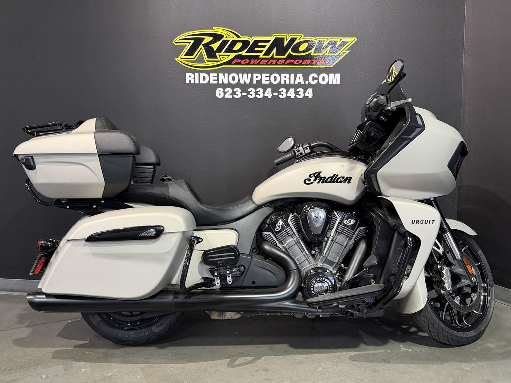 2023 Indian Pursuit Dark Horse Silver Quartz Smoke DARK HORSE in Peoria, AZ