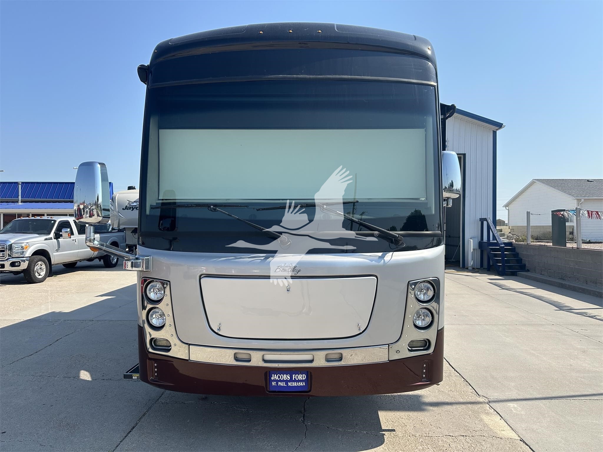 2017 Nexus BENTLEY 34B in saint paul NE