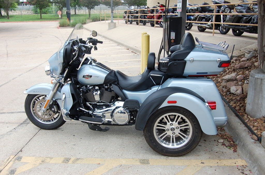 2023 Harley-Davidson® FLHTCUTG - Tri Glide® Ultra ULTRA CLASSIC in Austin, TX