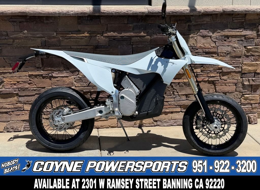 2026 Stark VARG SM 60 hp Medium 165-200lbs (Enduro) 60 HP in Banning, CA