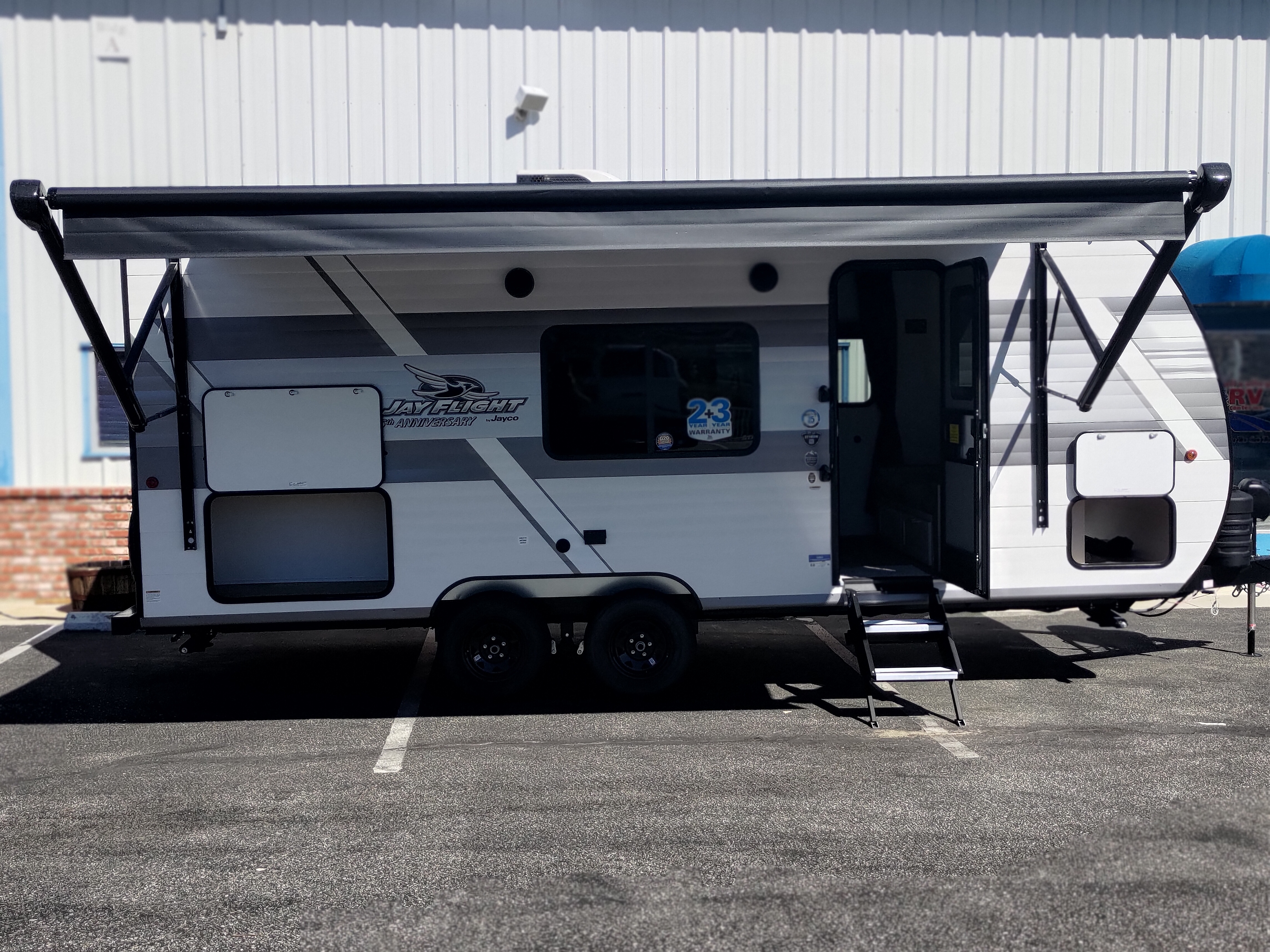 2027 Jayco JAY FLIGHT 211MBW RV