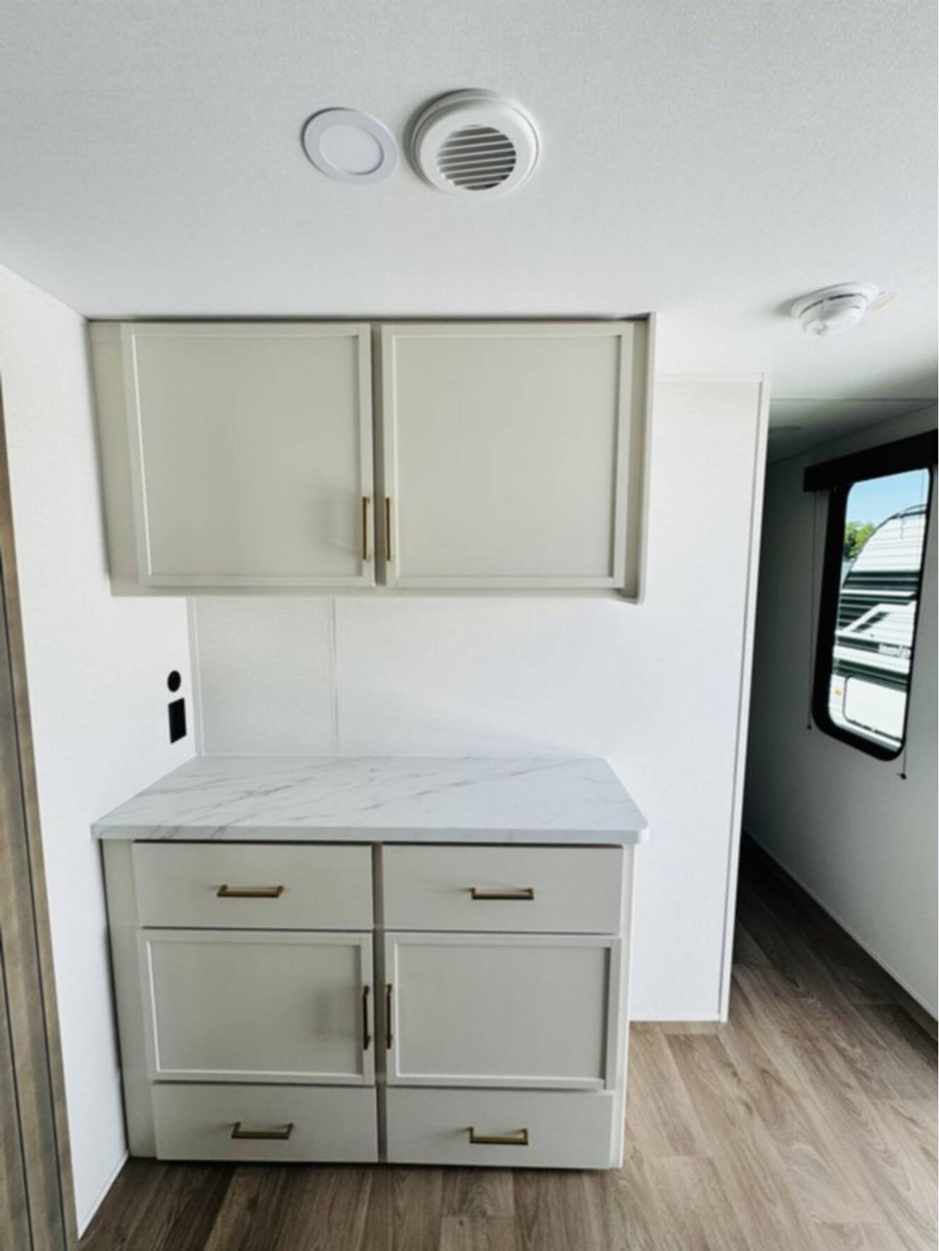 A photo of this 2027 Grand Design Transcend 285RKT