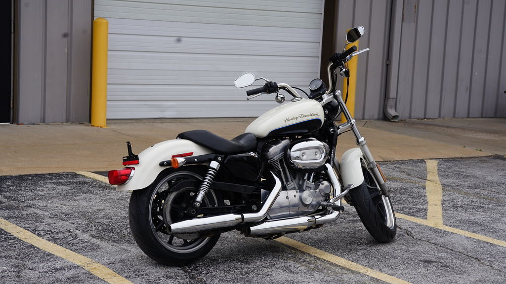 2013 Harley-Davidson® XL883L - Sportster® SuperLow® in springfield MO