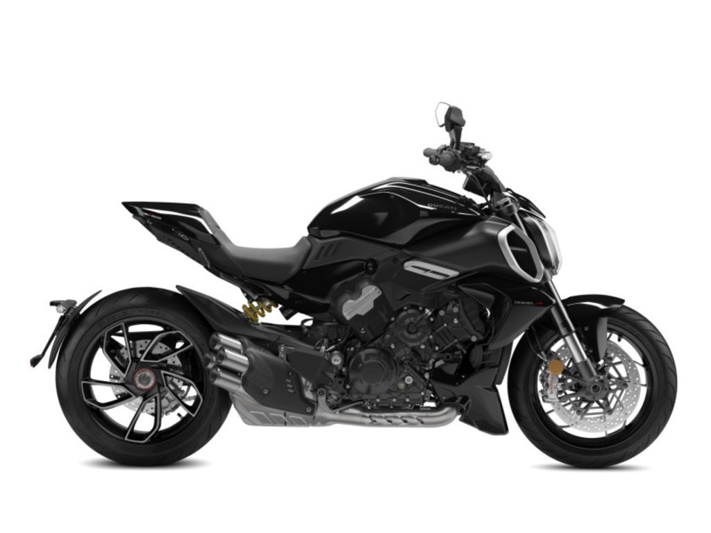 2024 Ducati Diavel V4 Black V4 in Brunswick, OH