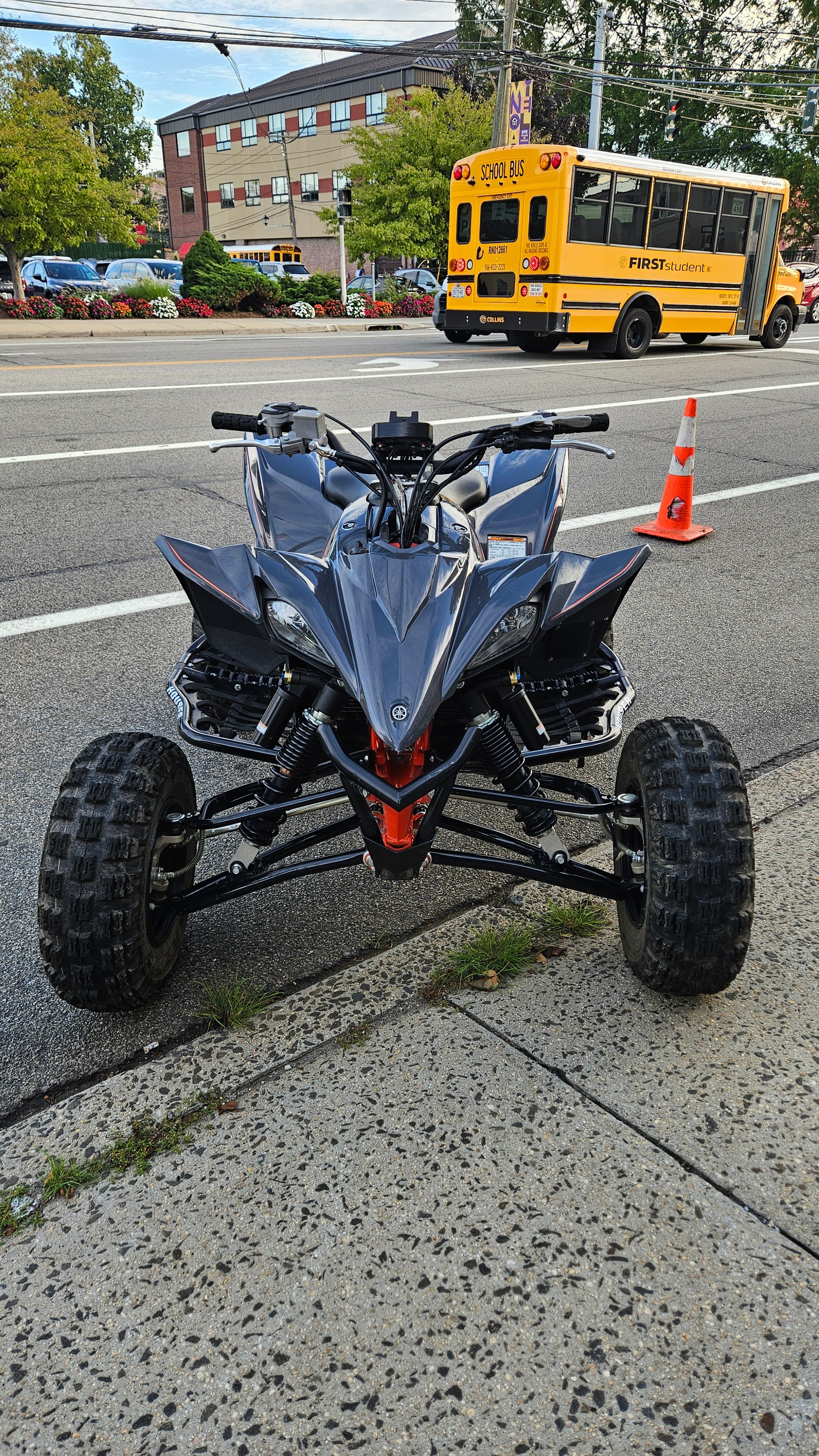 2023 Yamaha YFZ450R SE in mineola NY