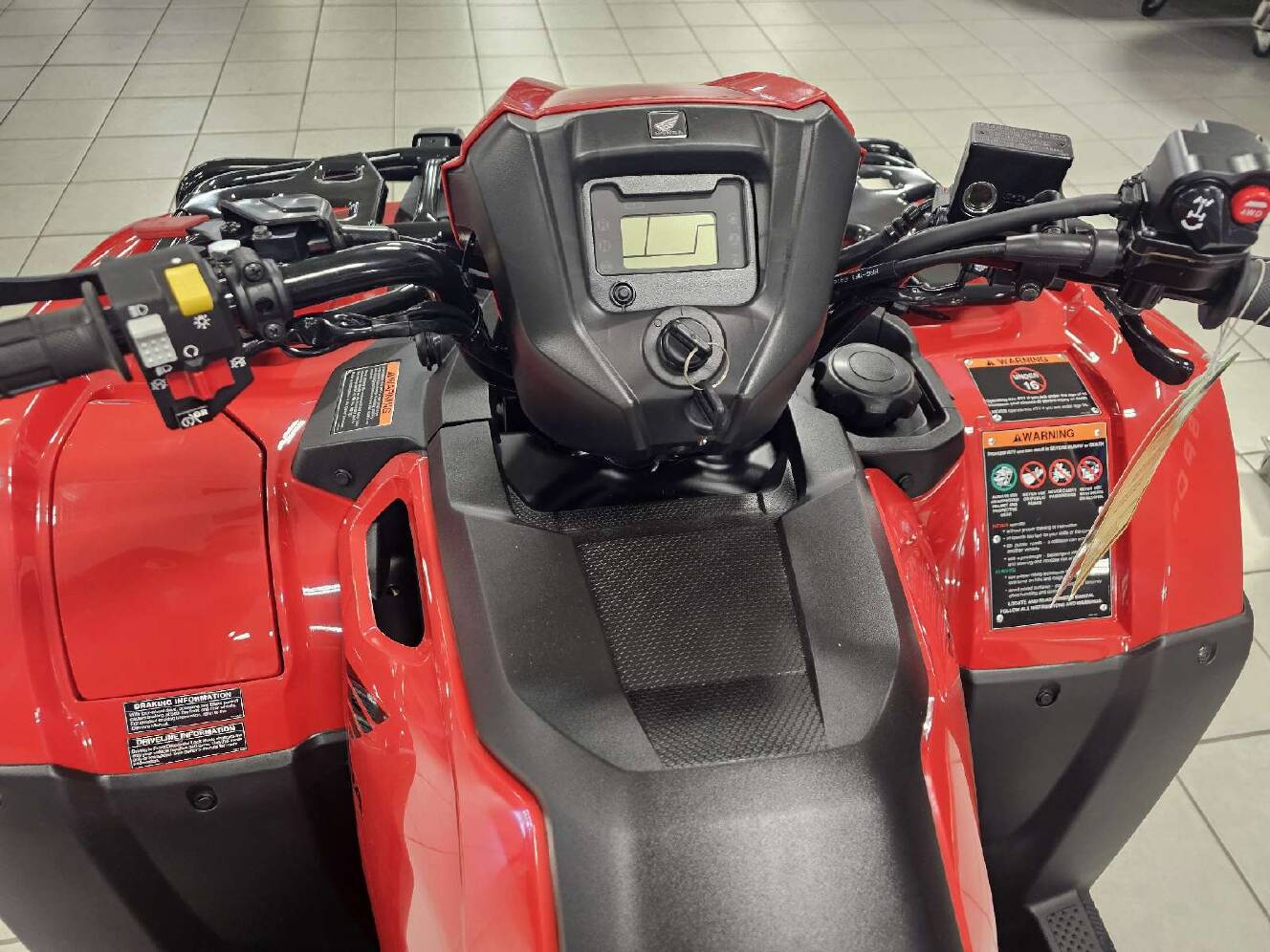 A photo of this 2027 Honda FourTrax Foreman Rubicon 520 EPS