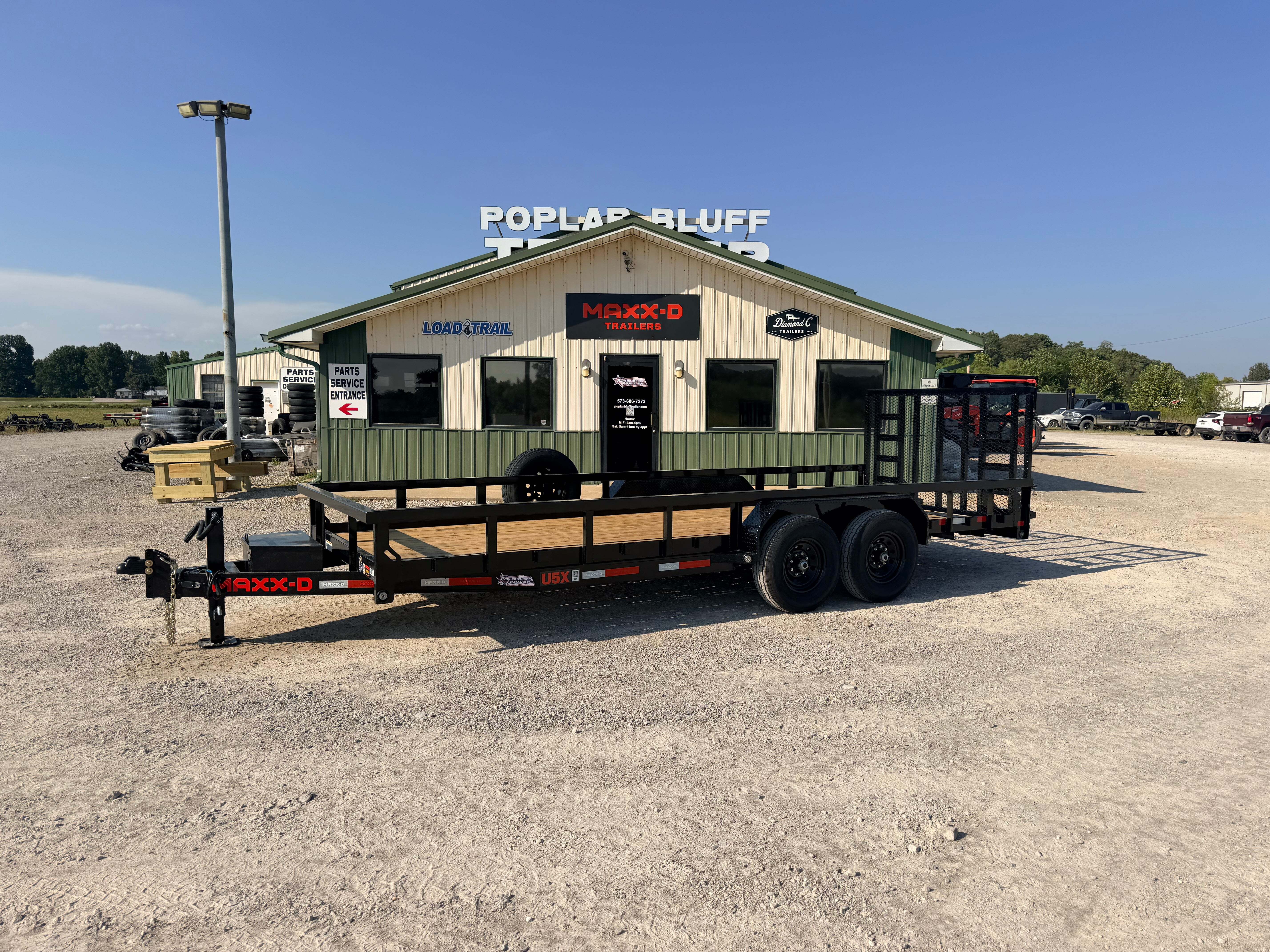 2027 MAXX-D U5X8320 20' x 83" Tandem Axle Utility 14k in Poplar Bluff, MO