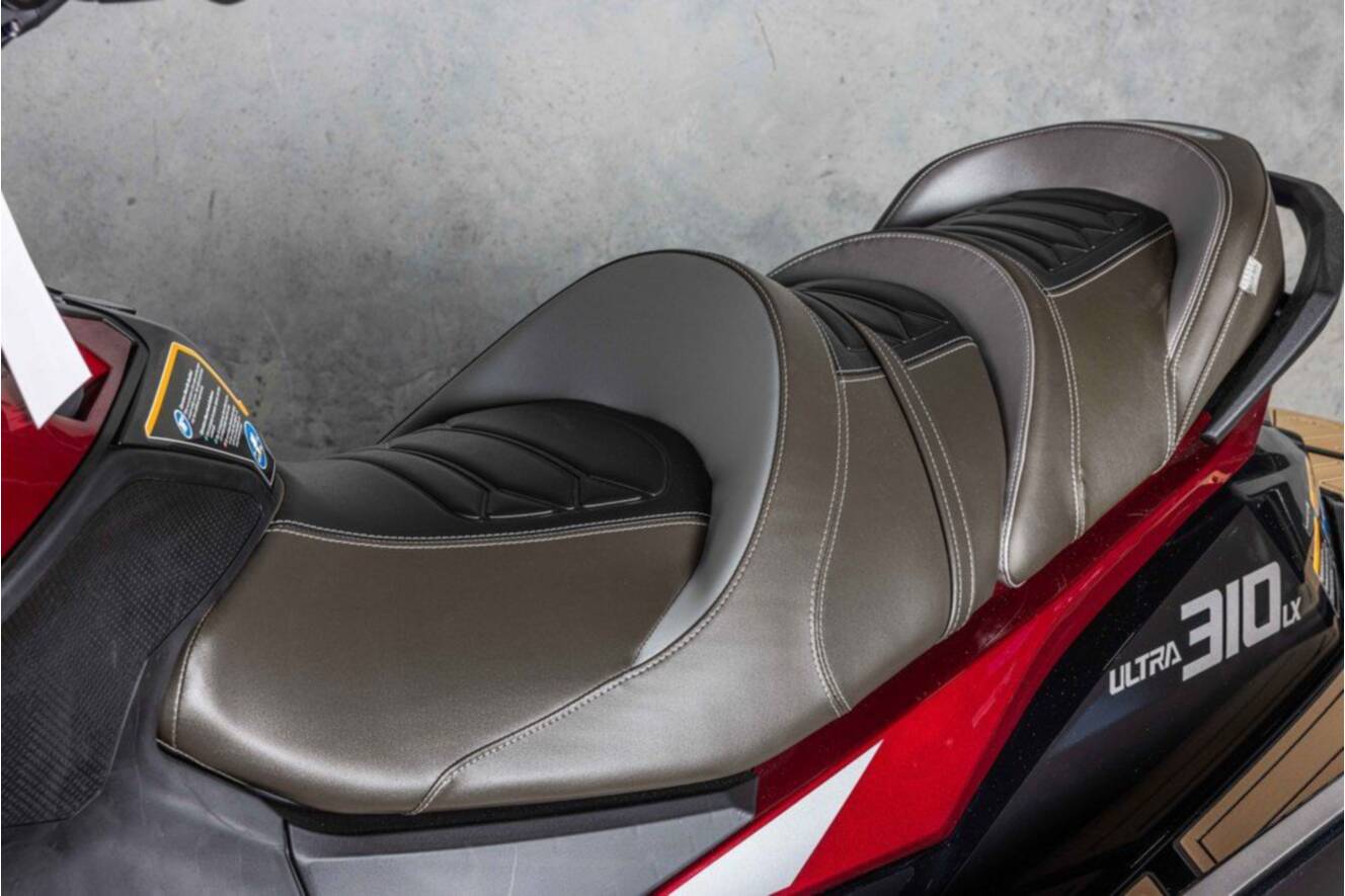 A photo of this 2026 Kawasaki Jet Ski® Ultra® 310 LX