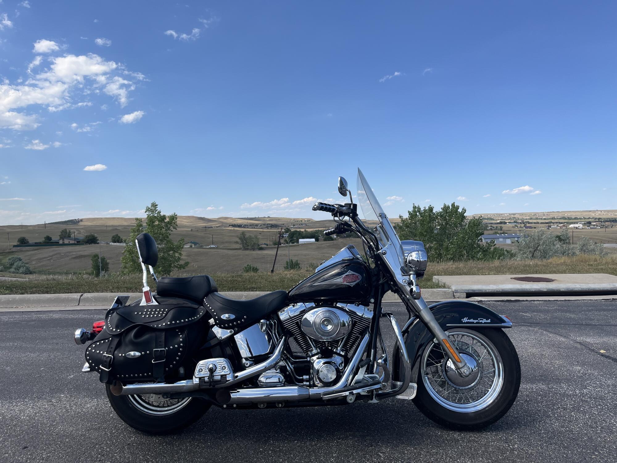 2001 Harley-Davidson Heritage Softail Classic CLASSIC in Rapid City, SD