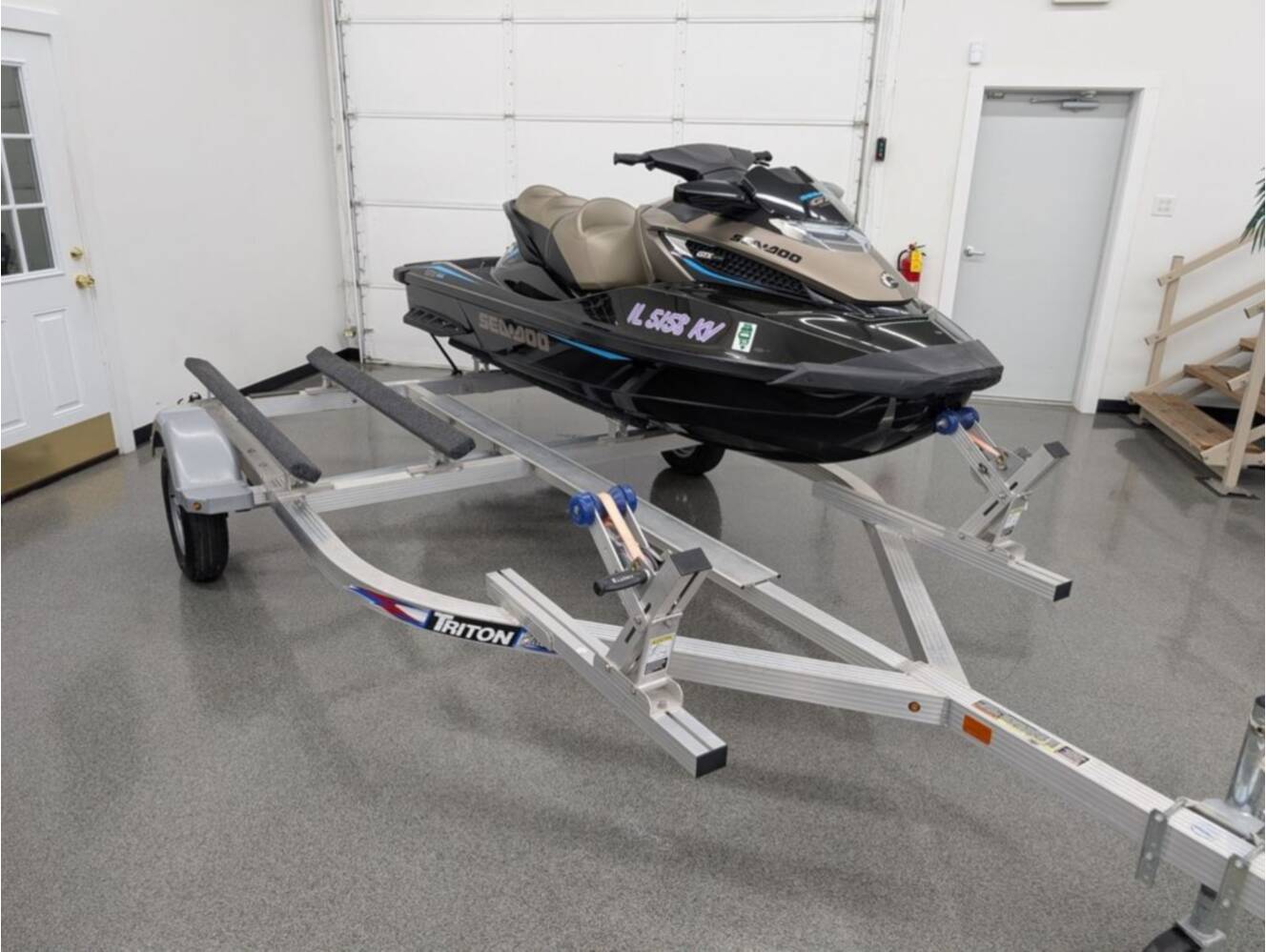 A photo of this 2017 Sea-Doo GTX Limited 300