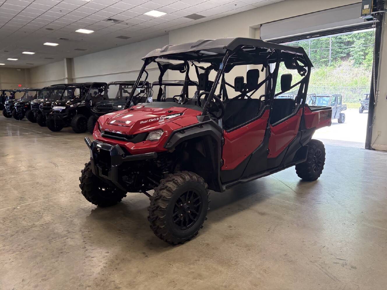 A photo of this 2025 Honda Pioneer 1000-6 Crew Deluxe
