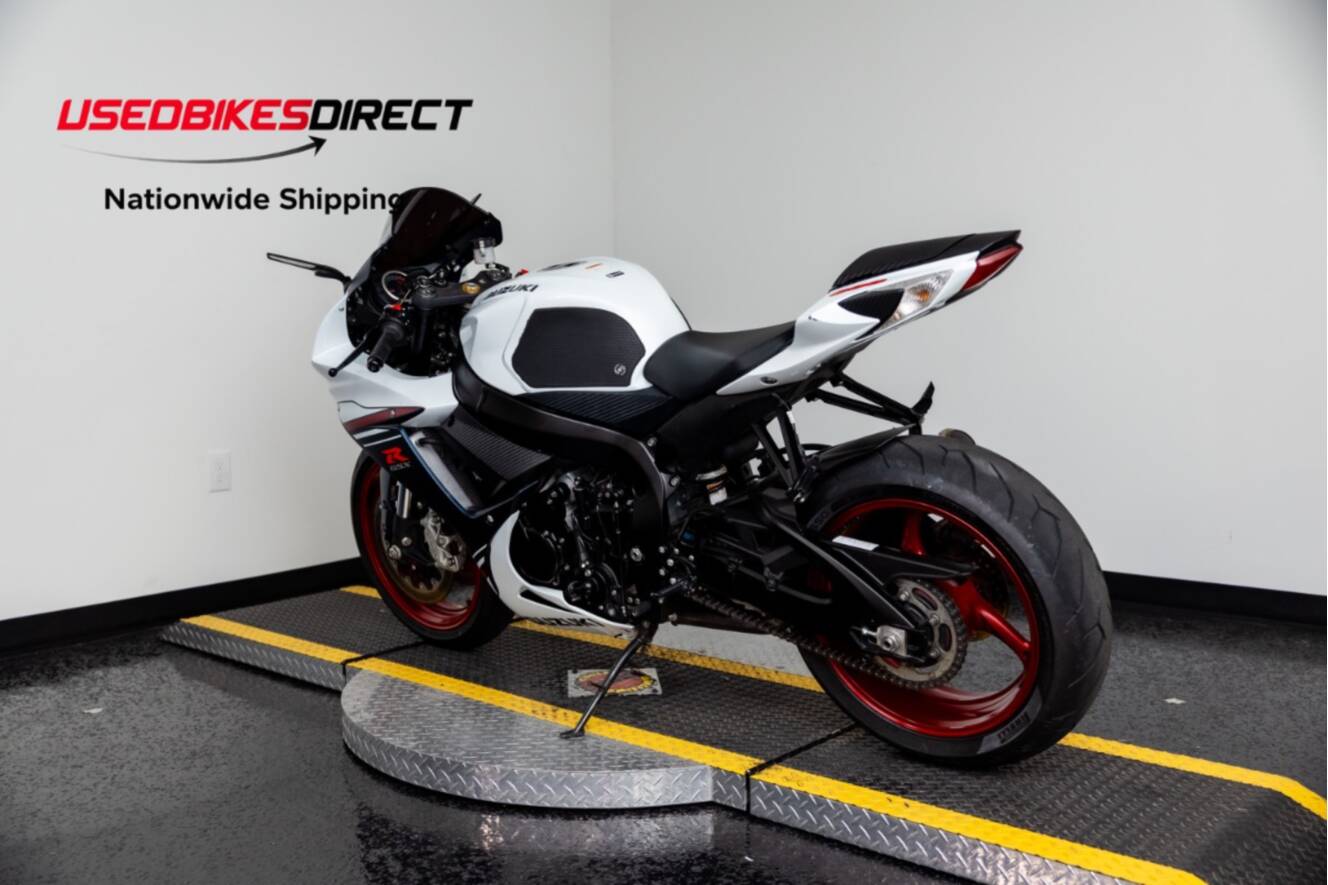 A photo of this 2024 Suzuki GSX-R600