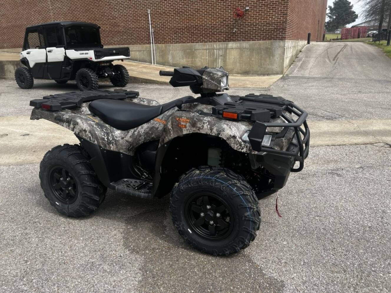A photo of this 2026 Kawasaki Brute Force 750 SE EPS
