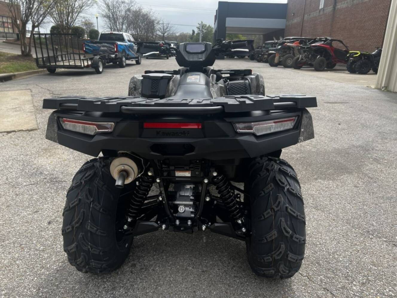 A photo of this 2026 Kawasaki Brute Force 750 SE EPS