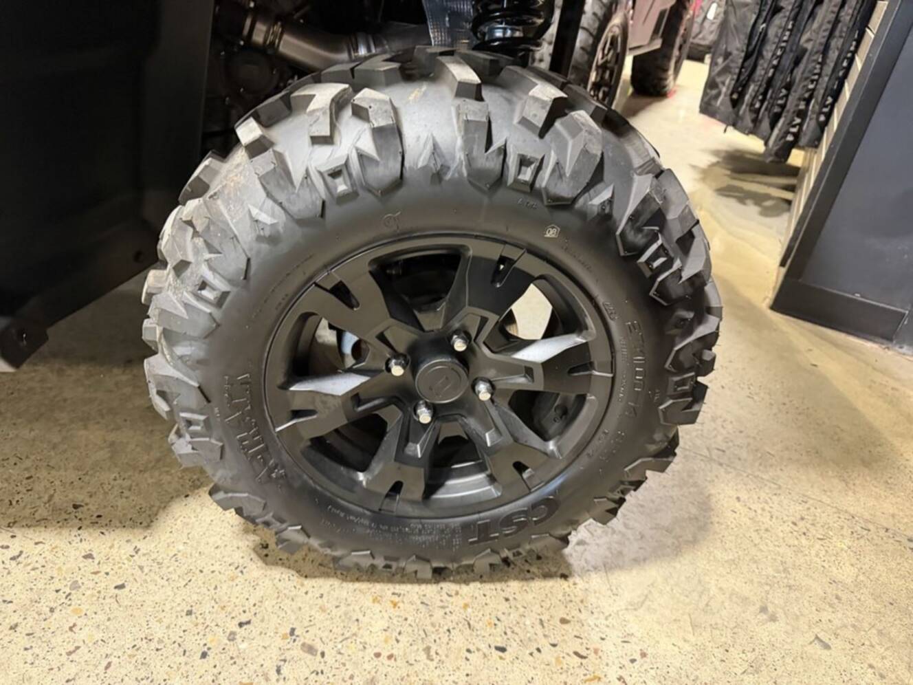A photo of this 2025 CFMOTO UFORCE 800 XL HUNTING EDITION