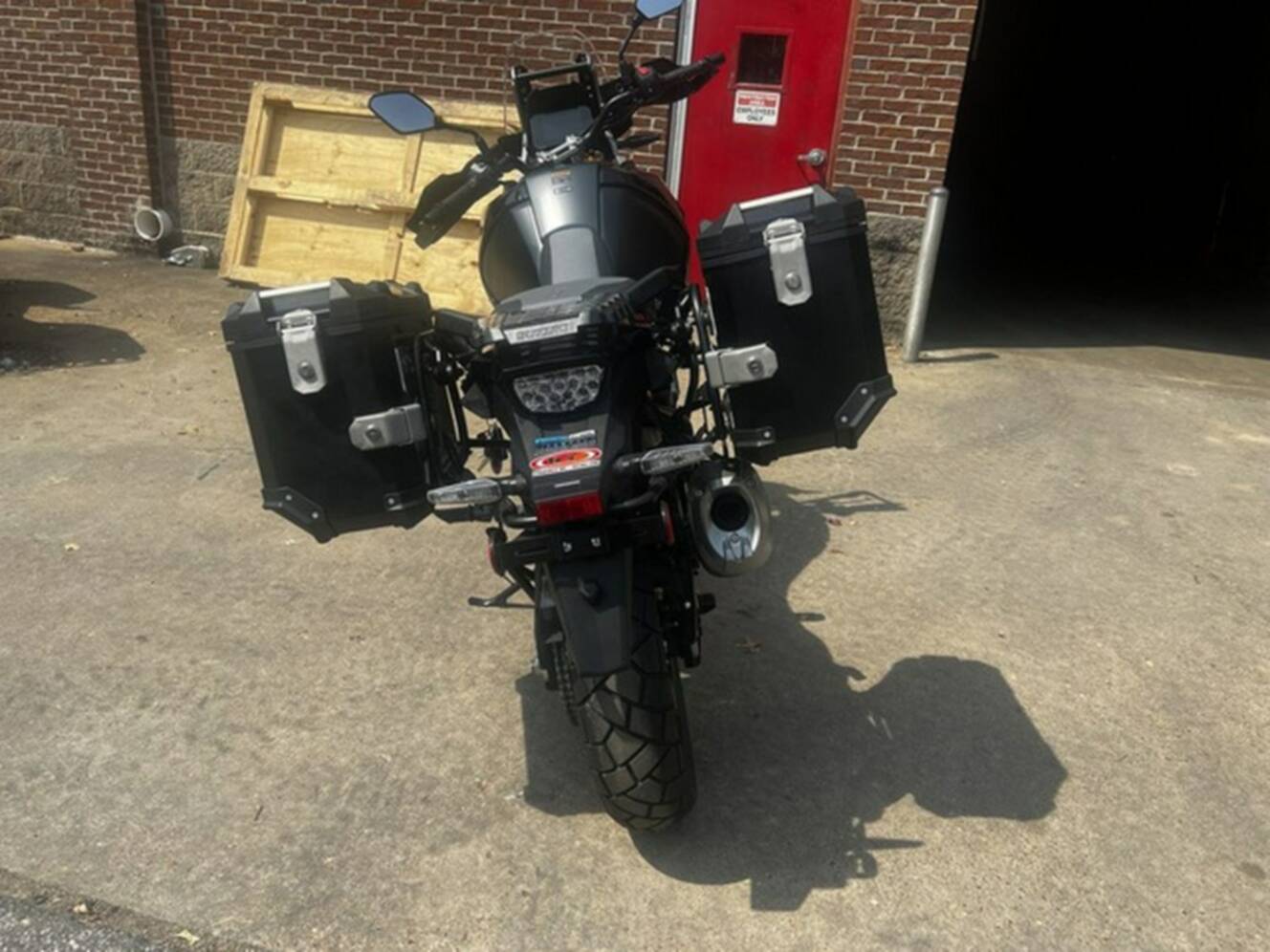A photo of this 2024 Suzuki V-Strom 1050DE