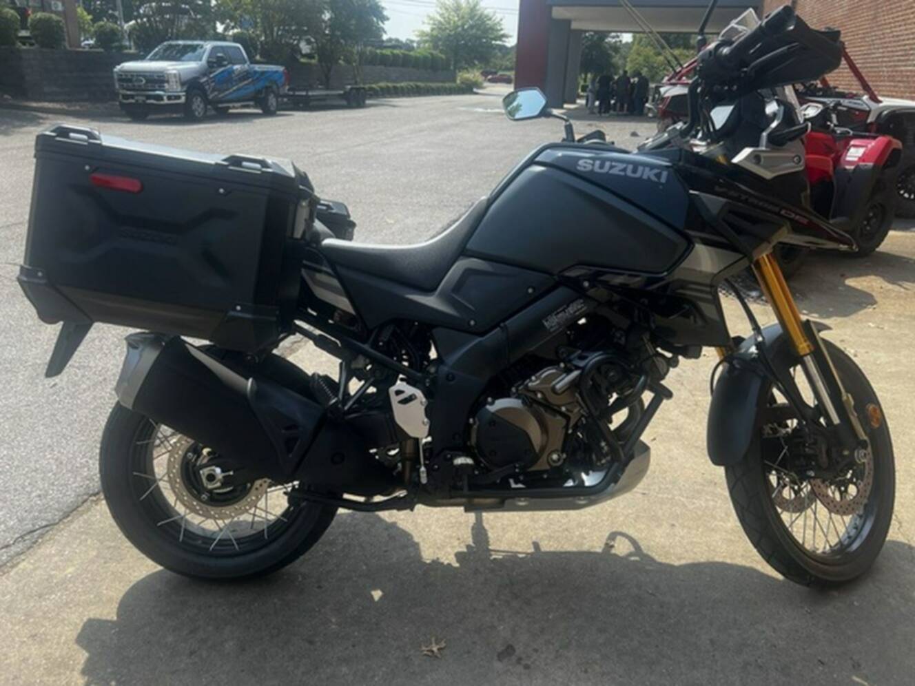 A photo of this 2024 Suzuki V-Strom 1050DE