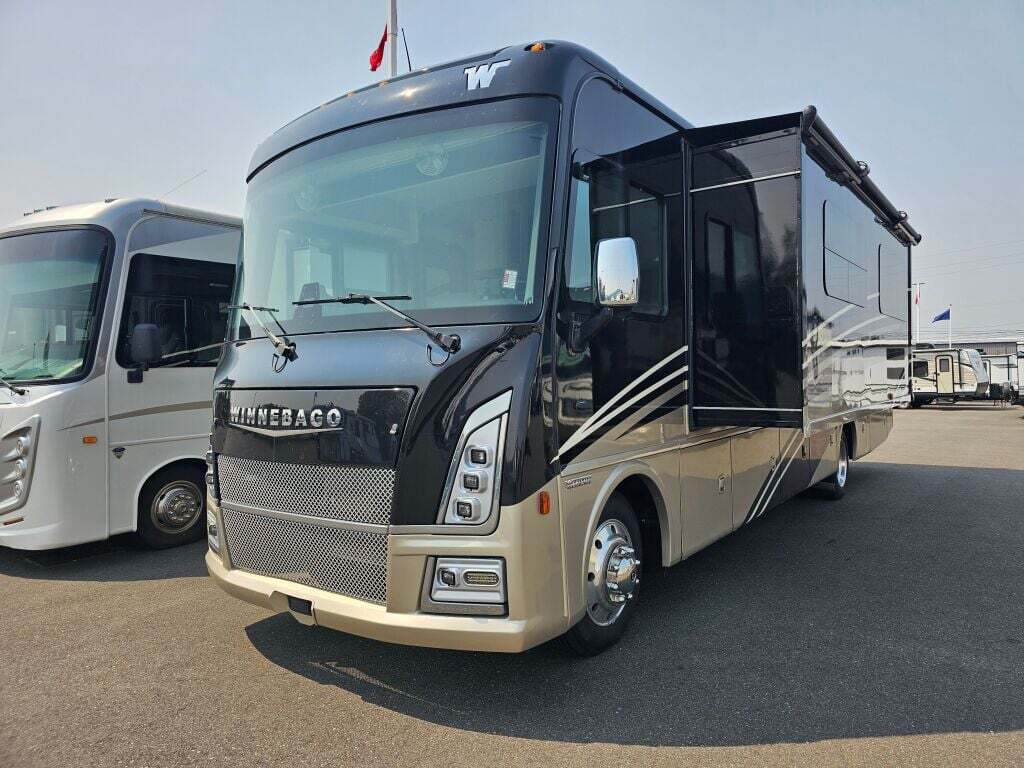 2025 Winnebago Adventurer 35F in mt. vernon WA