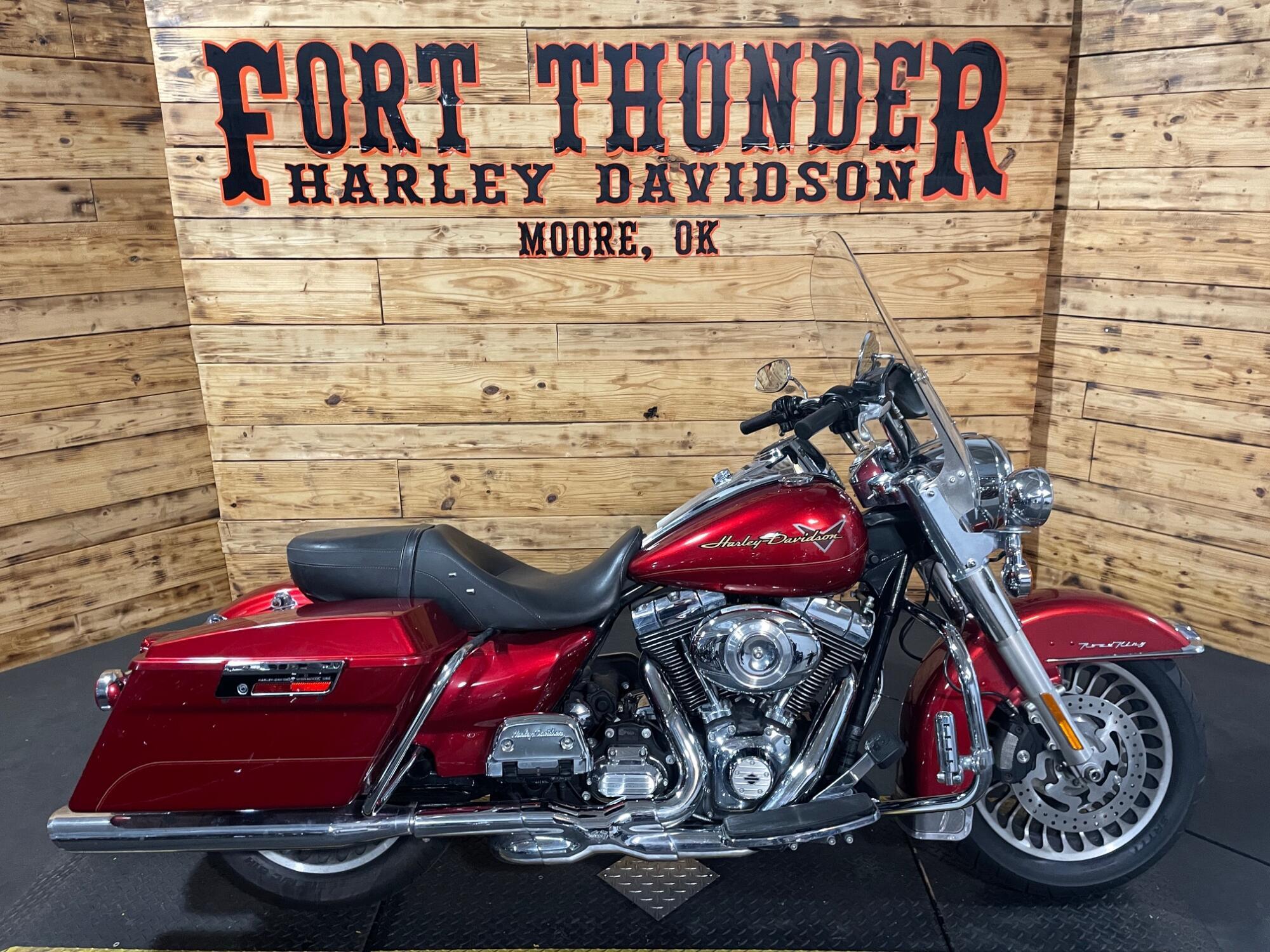 2013 Harley-Davidson Road King in Round Rock, TX