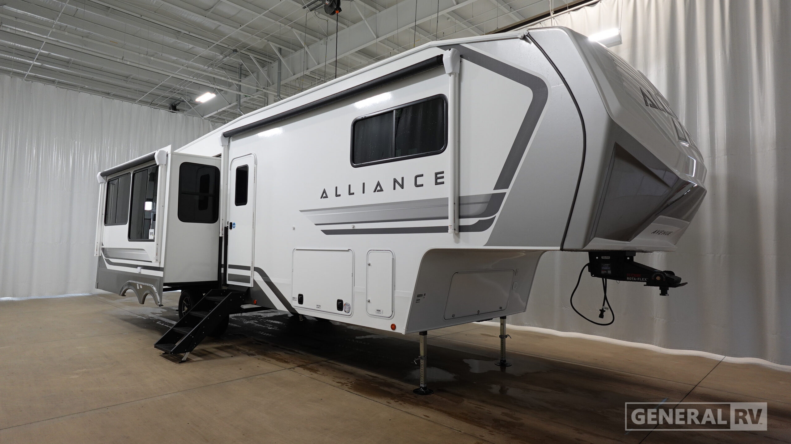 2027 Alliance Rv AVENUE 32RLS RV