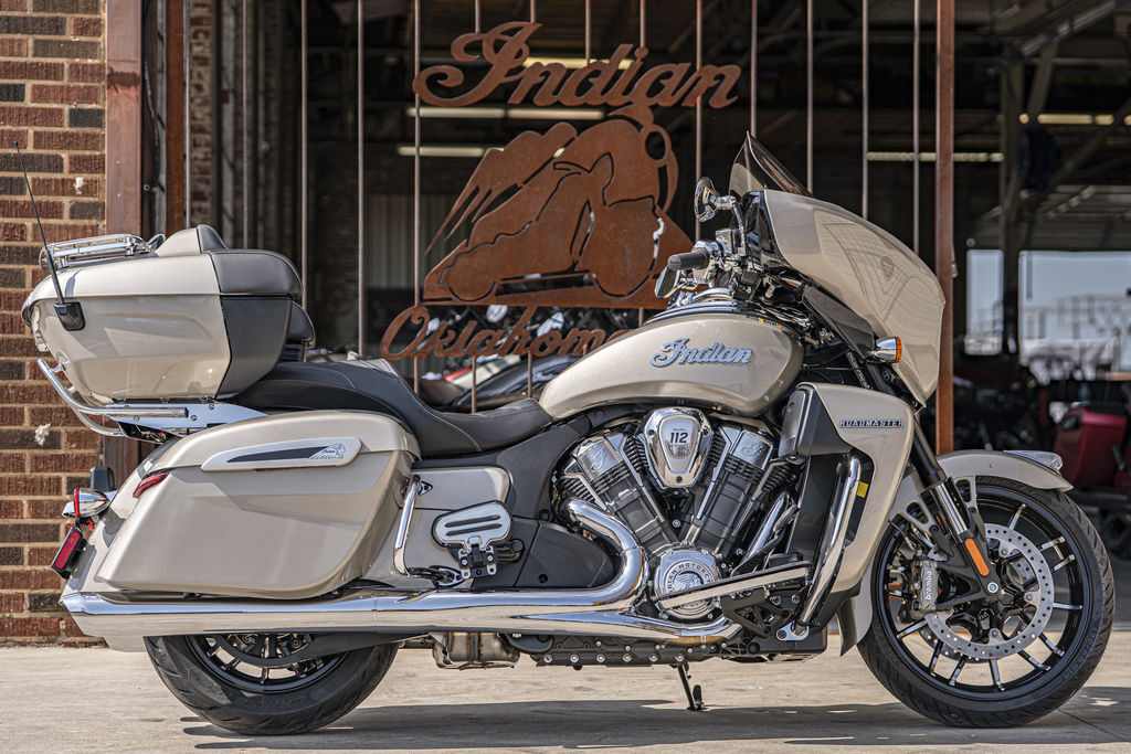 2026 Indian Motorcycle® Roadmaster® PowerPlus Limited 112 w/PowerBand A Silver LIMITED in Oklahoma City, OK